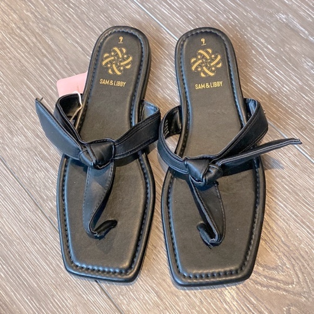 NEW! SAM & LIBBY Tia Bow Thong Sandals Slip On Faux Leather Black Size 9